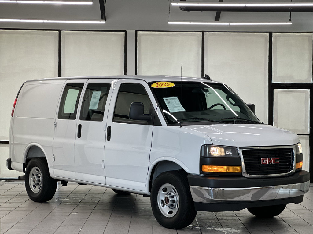 Used 2025 GMC Savana 2500 w/ Driver Convenience Package RWD image 1