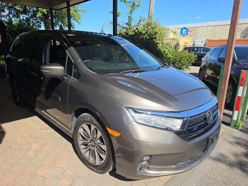 Used 2021 Honda Odyssey EX-L image 1