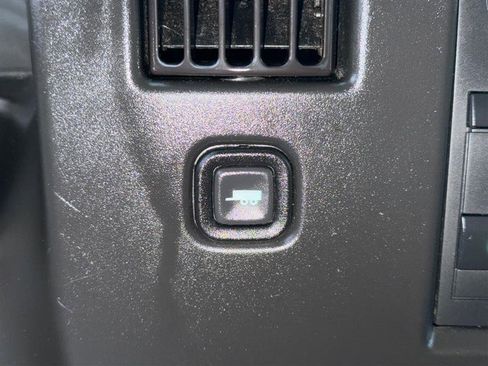 Used 2021 Chevrolet Express 2500 w/ Driver Convenience Package image 32