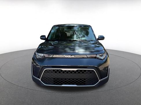 Used 2025 Kia Soul LX w/ LX Technology Package FWD image 3