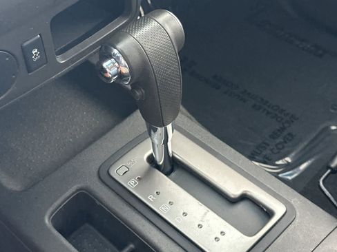 Used 2018 Nissan Frontier SV RWD image 21