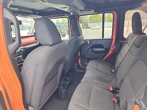 Used 2023 Jeep Wrangler Unlimited Rubicon image 10