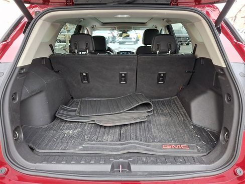 Used 2019 GMC Terrain Denali w/ Advanced Safety Package image 30