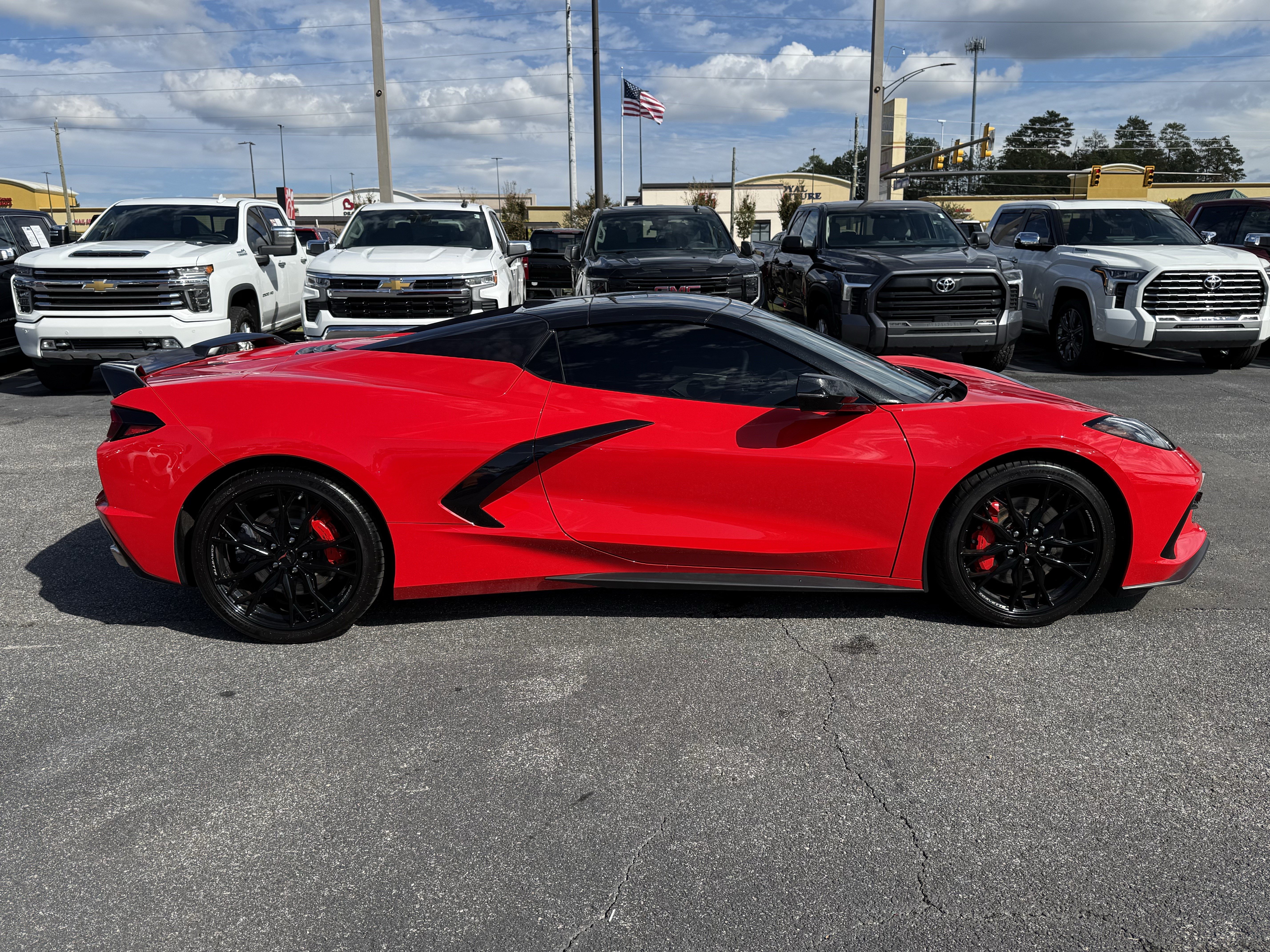 Used 2024 Chevrolet Corvette Stingray Preferred Conv w/ Z51 Performance Package RWD image 11