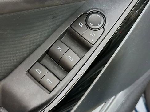 New 2026 Chevrolet Equinox LT w/ Convenience Package II FWD image 19