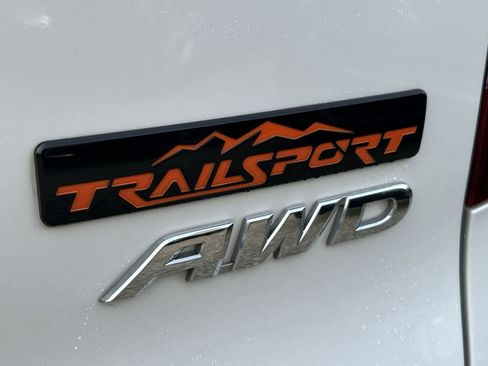 Used 2022 Honda Pilot TrailSport image 24