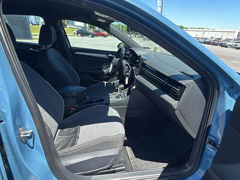 Used 2025 Volkswagen Jetta Sport FWD image 17