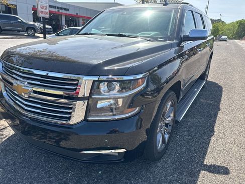 Used 2016 Chevrolet Suburban LTZ image 1