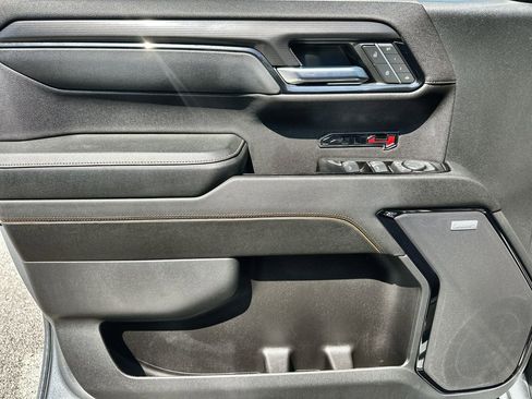 Certified 2023 GMC Sierra 1500 AT4 w/ AT4 Premium Package AWD/4WD image 23
