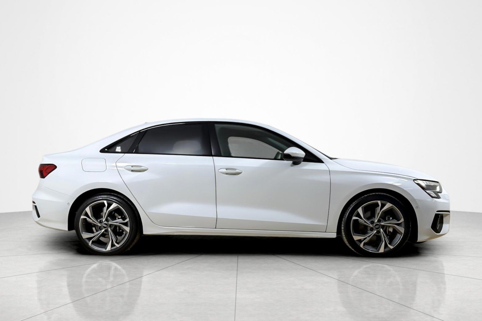Used 2023 Audi A3 2.0T Premium w/ Convenience Package FWD image 6