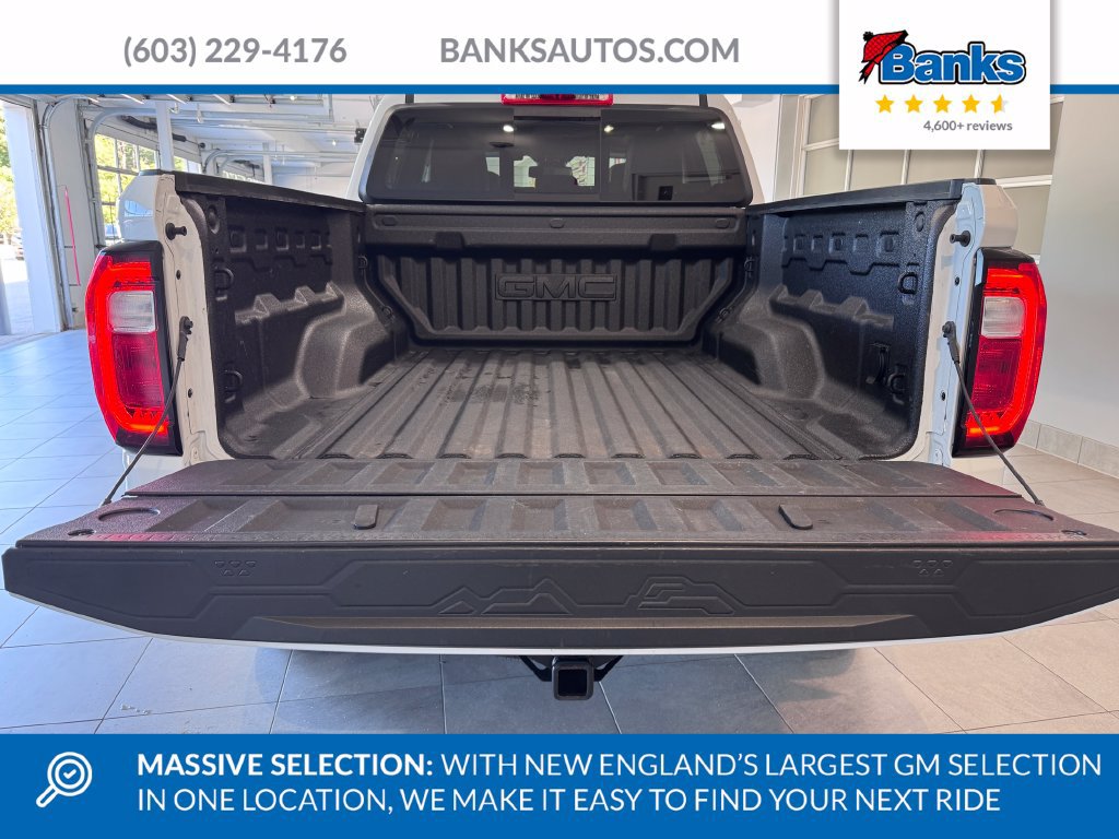 Certified 2025 GMC Canyon Denali AWD/4WD image 8