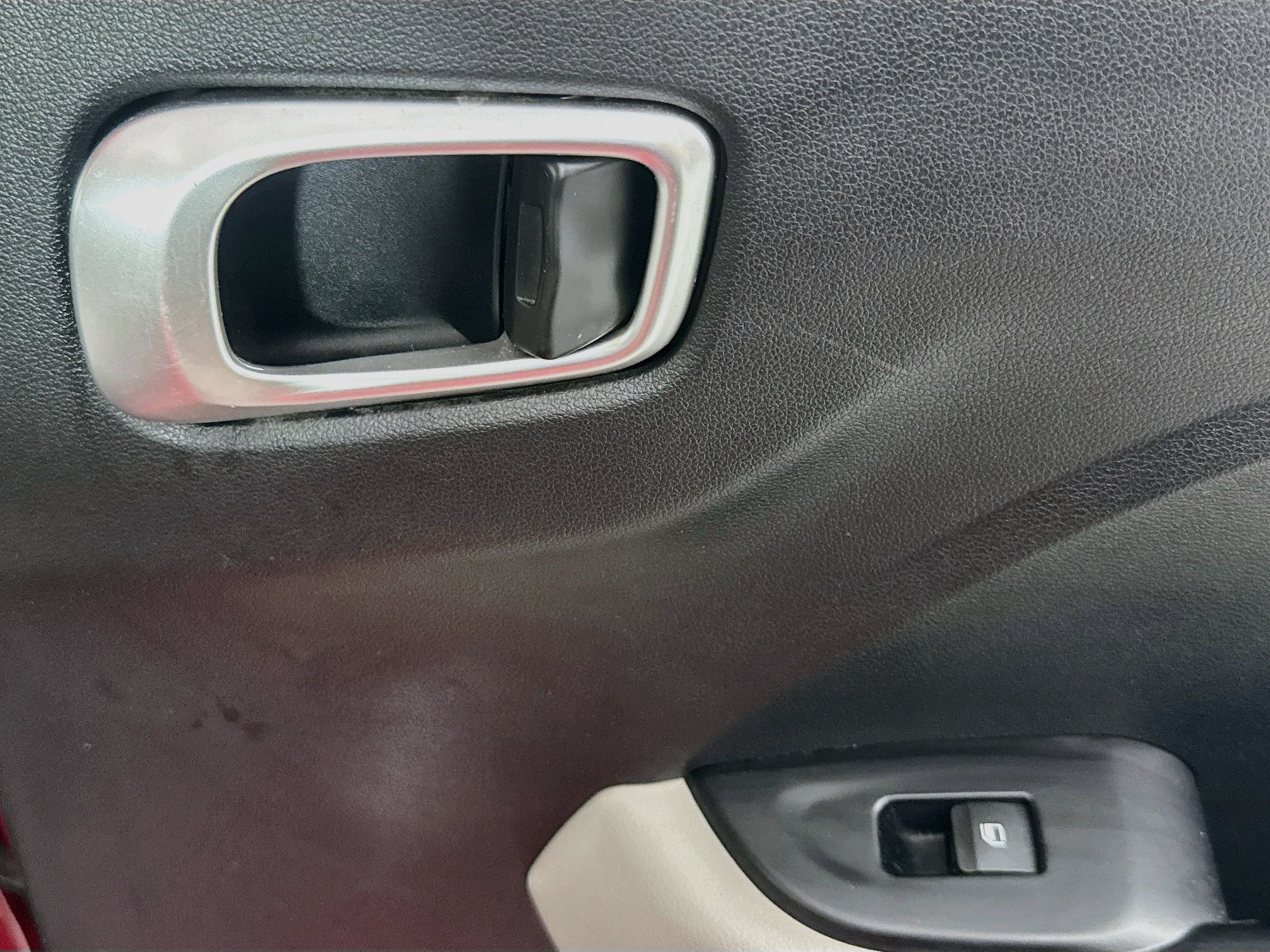 Used 2021 Hyundai Venue SEL FWD image 45