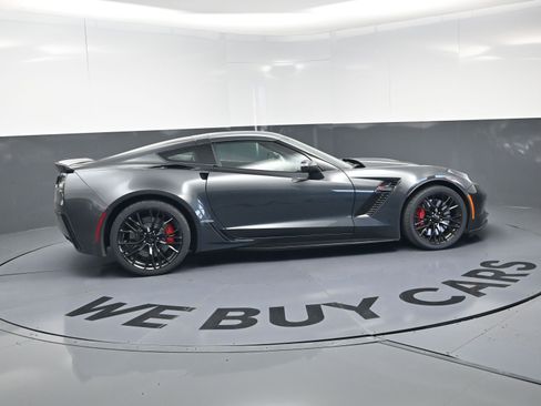 Used 2019 Chevrolet Corvette Z06 image 10