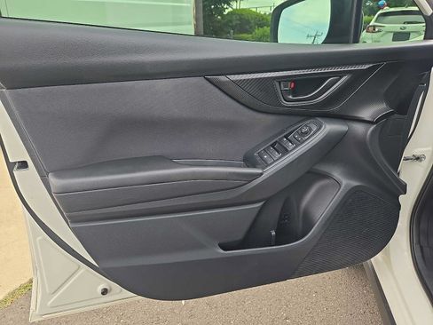 Used 2019 Subaru Crosstrek 2.0i Premium AWD/4WD image 12
