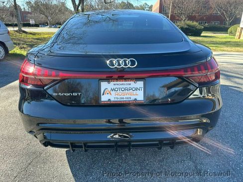Used 2022 Audi e-tron GT Premium Plus w/ Performance Package image 4