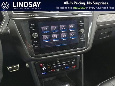 Used 2024 Volkswagen Tiguan SE R-Line AWD/4WD image 5