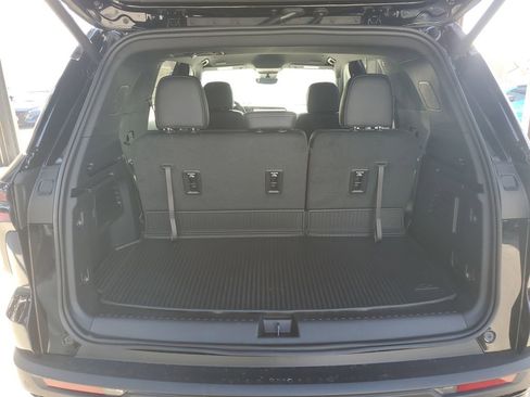 New 2026 Chevrolet Traverse LT w/ Midnight/Sport Edition image 8