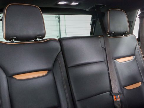 Used 2022 GMC Yukon AT4 image 33