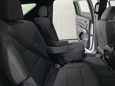 New 2026 Chevrolet Traverse LT image 26