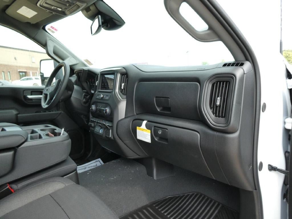 New 2026 Chevrolet Silverado 2500 Custom w/ Custom Value Package AWD/4WD image 11