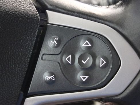 Used 2020 Chevrolet Colorado LT RWD image 22