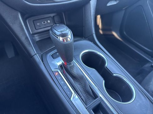 Used 2020 Chevrolet Equinox LT image 28