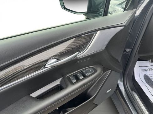 Certified 2023 Cadillac XT5 Sportv image 11