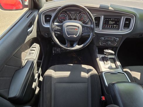 Used 2022 Dodge Charger SXT image 10
