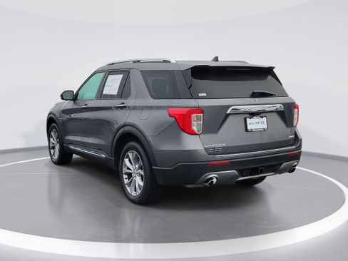 Used 2022 Ford Explorer Limited w/ Equipment Group 301A image 4