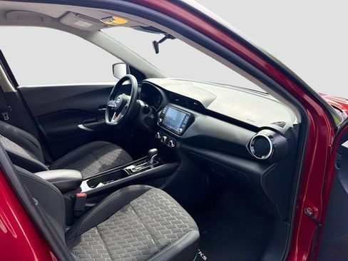 Used 2023 Nissan Kicks SV FWD image 13