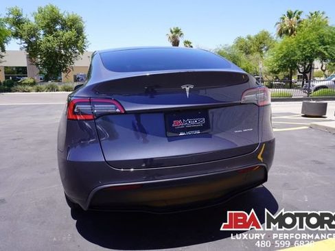 Used 2021 Tesla Model Y Long Range AWD/4WD image 34