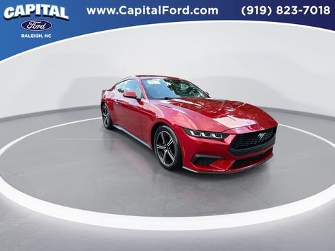Certified 2024 Ford Mustang Coupe RWD image 2