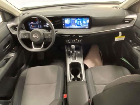 New 2026 Nissan Kicks S FWD image 9