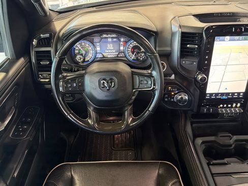 Used 2022 RAM 1500 Limited w/ Body Color Bumper Group AWD/4WD image 16
