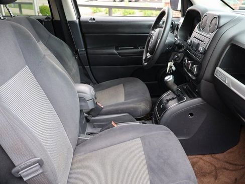 Used 2015 Jeep Compass Sport w/ Power Value Group FWD image 8