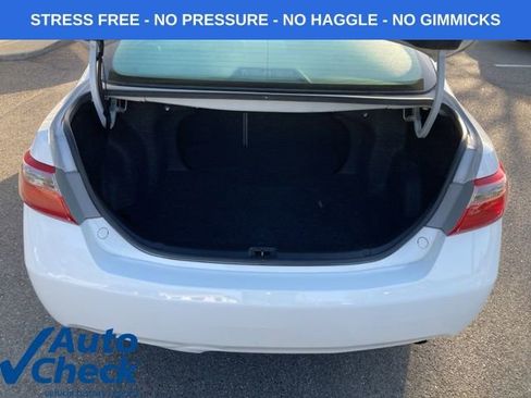 Used 2008 Toyota Camry LE image 29