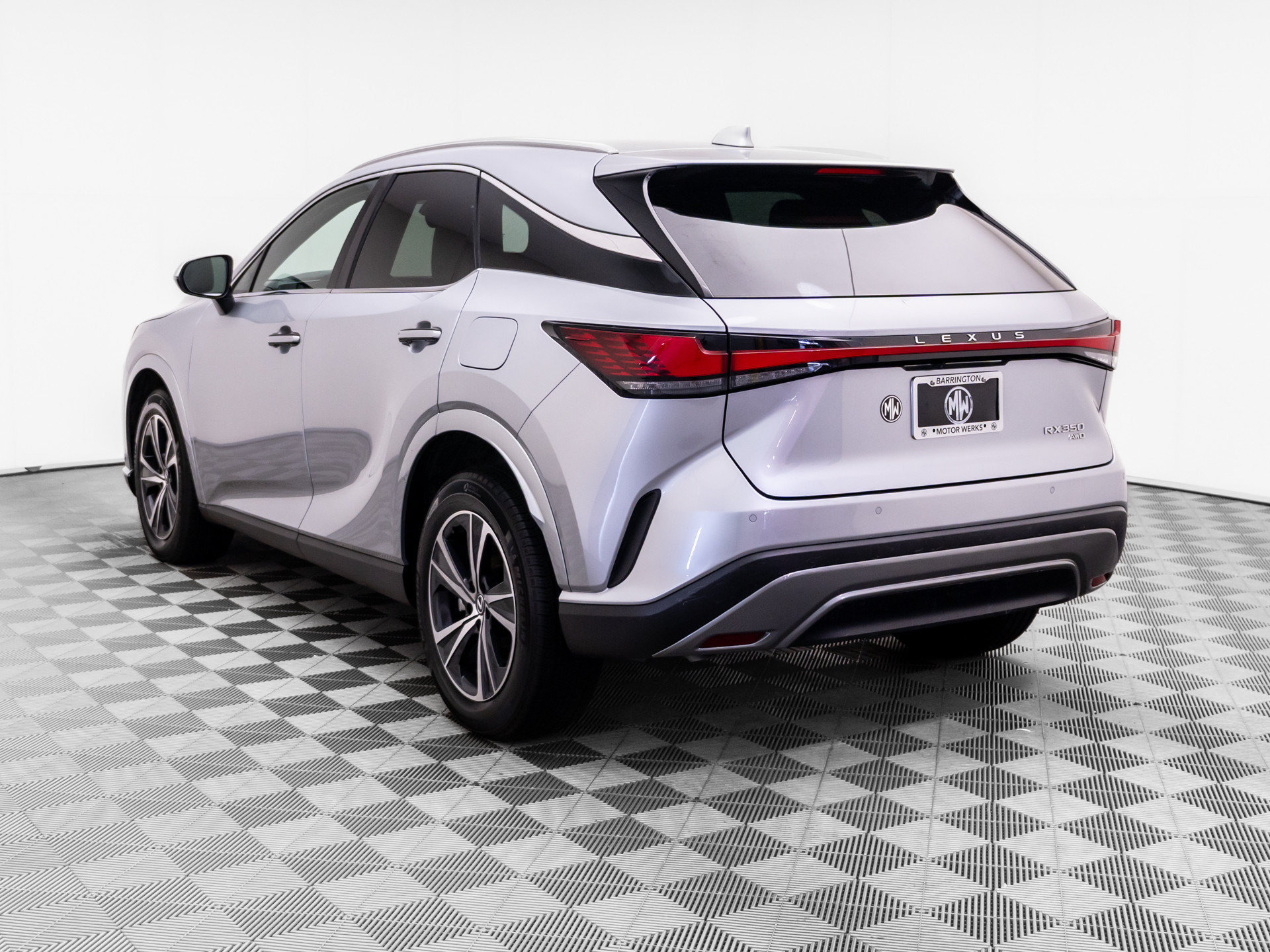 Used 2023 Lexus RX 350 Premium w/ Accessory Package AWD/4WD image 3