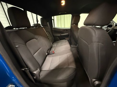 Used 2023 Chevrolet Colorado Trail Boss w/ LPO, Dark Essentials Package AWD/4WD image 22