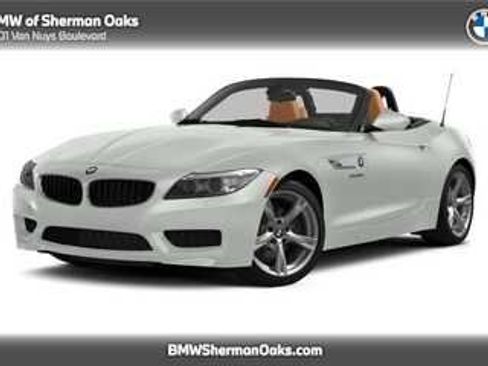 Used 2015 BMW Z4 sDrive28i image 1