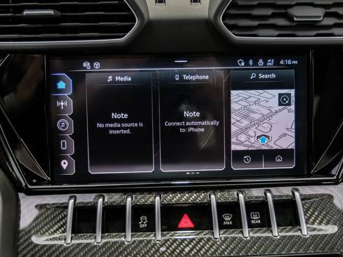 Used 2024 Lamborghini Urus Performante image 34