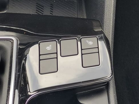 Used 2024 Kia Sportage EX image 18