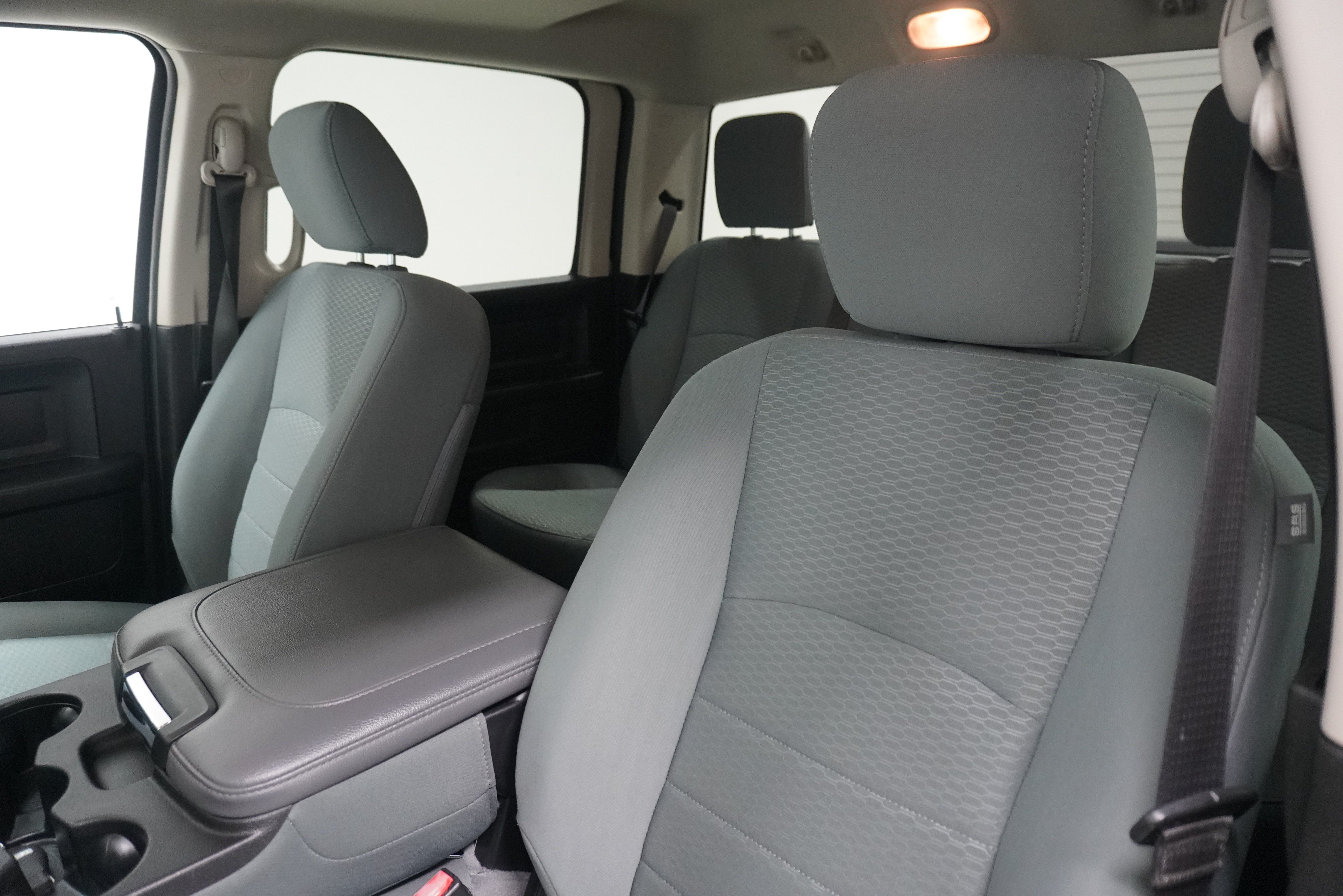 Used 2018 RAM 2500 Tradesman w/ Popular Equipment Group RWD image 11
