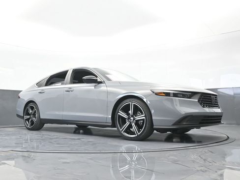 Used 2024 Honda Accord Sport image 67