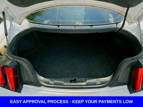 Used 2017 Ford Mustang GT image 11