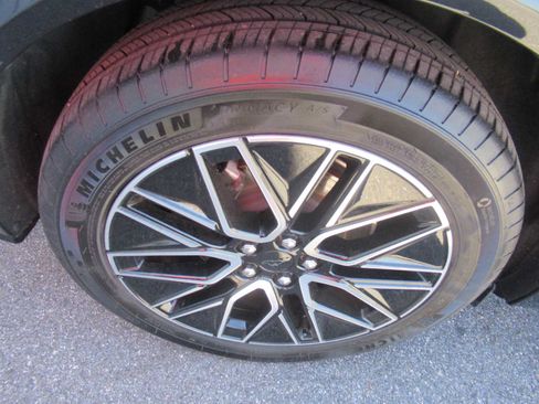 Used 2024 Ford Mustang Mach-E Premium AWD/4WD image 9