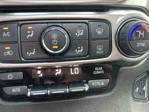 Used 2017 Chevrolet Tahoe LT w/ LT Signature Package image 25