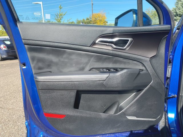 Used 2025 Kia Sportage EX AWD/4WD image 21