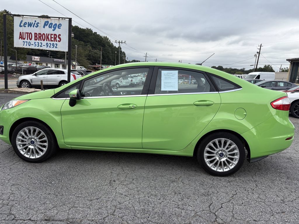 Used 2014 Ford Fiesta Titanium FWD image 2