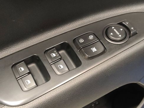 Used 2023 Kia Rio S image 27