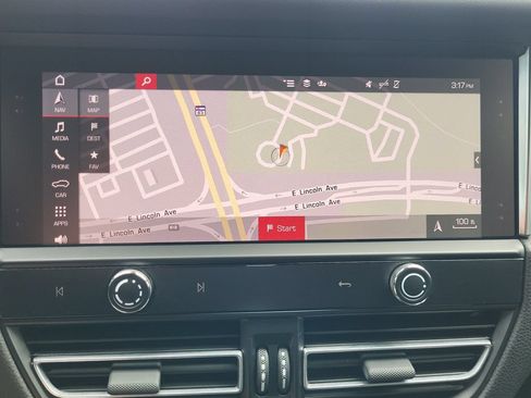 Used 2023 Porsche Macan S AWD/4WD image 27